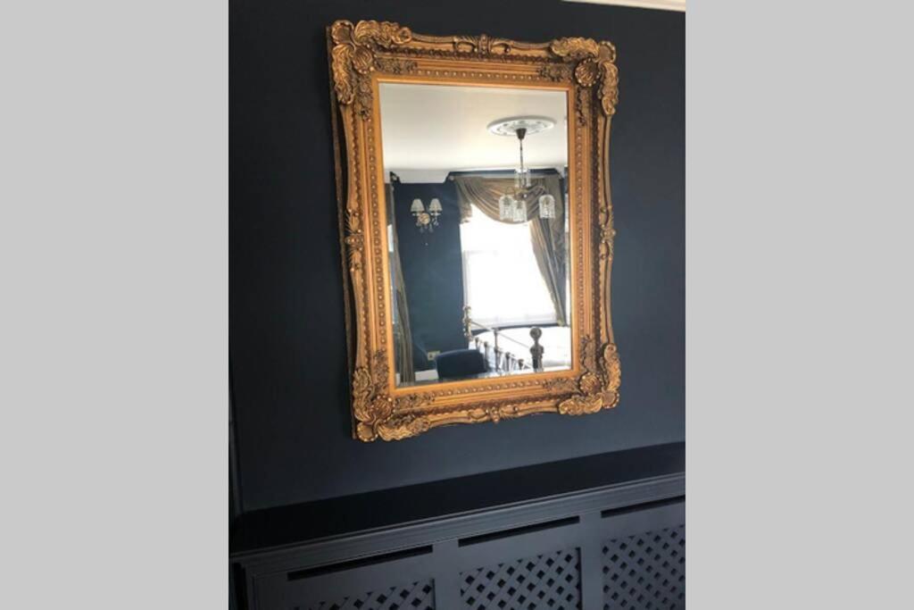 Luxury 2 Bed Georgian Townhouse, Old Portsmouth Villa ภายนอก รูปภาพ