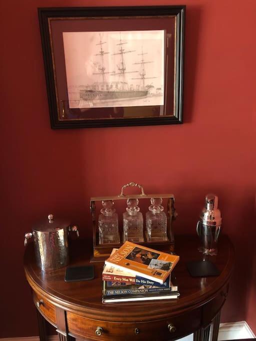 Luxury 2 Bed Georgian Townhouse, Old Portsmouth Villa ภายนอก รูปภาพ